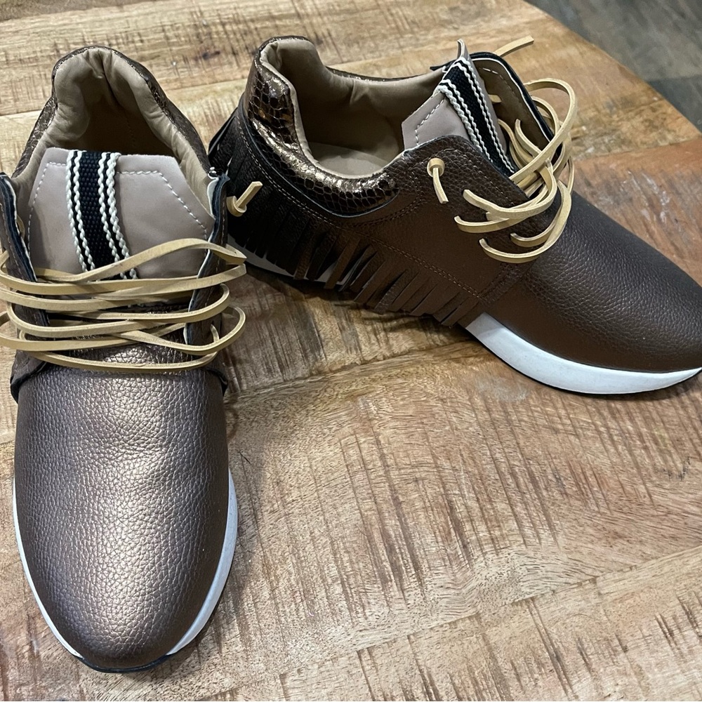 ShuShop Sz 9 Bronze